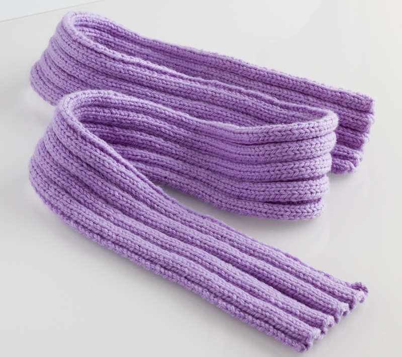 Ribbed Scarf in Pure Fine Merino Wool knitting pattern - get it free from Knitting Yarns by Mail