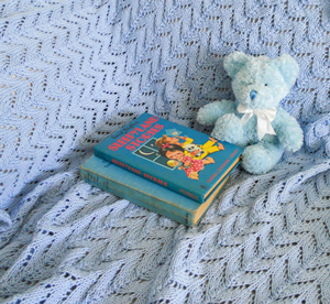Image of Australian Made Pure Cotton Baby Blanket Kit in two sizes, new baby and cot