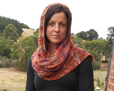 Luxurious wrap, headscarf or scarf in Malabrigo Sock handknitting yarn, pattern now available