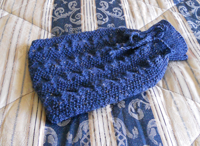 Free Pique Zig Zag hot water bottle knitting pattern leaflet when you buy this wool knitting yarn