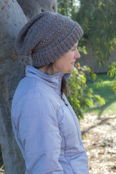 KKA1811 knitting kit for alpaca/wool blend chunky slouchy beanie, including knitting pattern and yarn