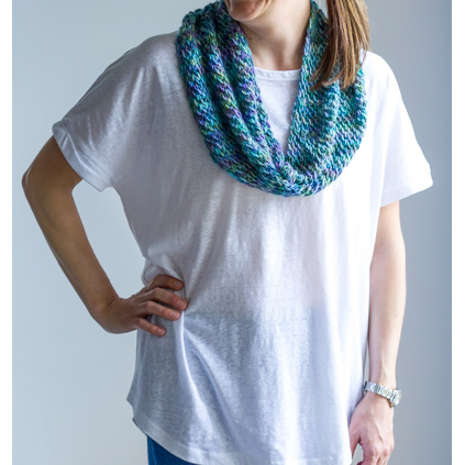 Free pattern with Silky Merino - Casual Elegance Cowl knitting pattern in silk merino blend yarn